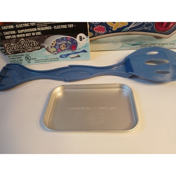 Easy-Bake Ultimate Oven Creative Baking Toy ~ NEW IN Opened Box- Read Descriptio - Picture 5 of 16